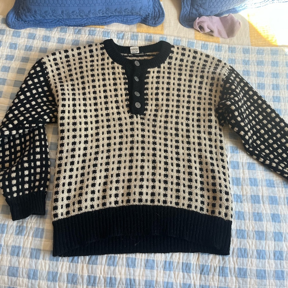 Vintage 100% wool Norwegian sweater